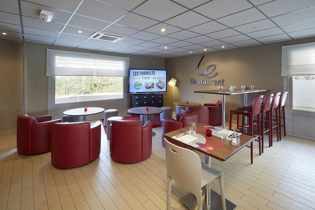 Campanile Tours Nord Hotel Bagian luar foto